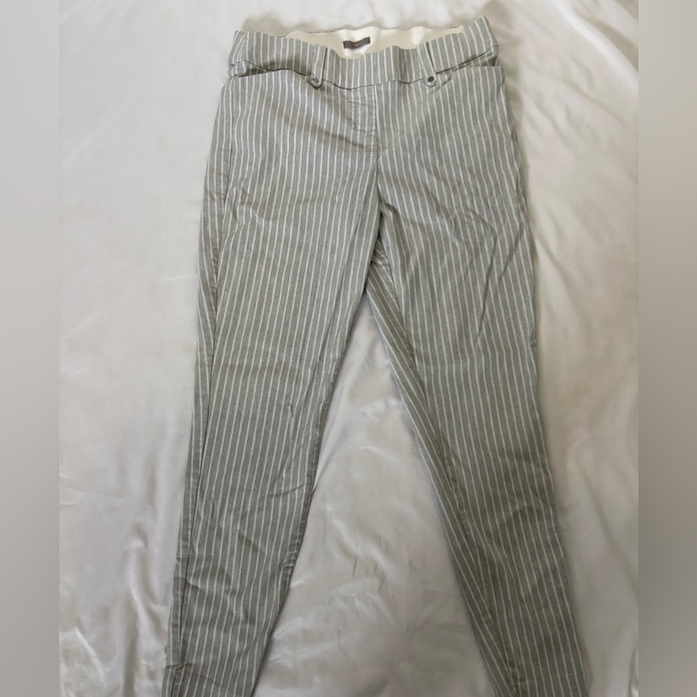 Maurices Gray Striped Skinny Pants